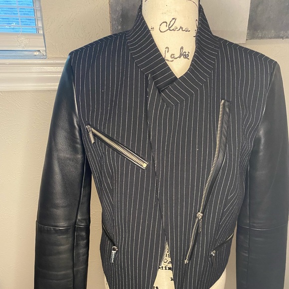 Micheal Kors jacket - Picture 2 of 4